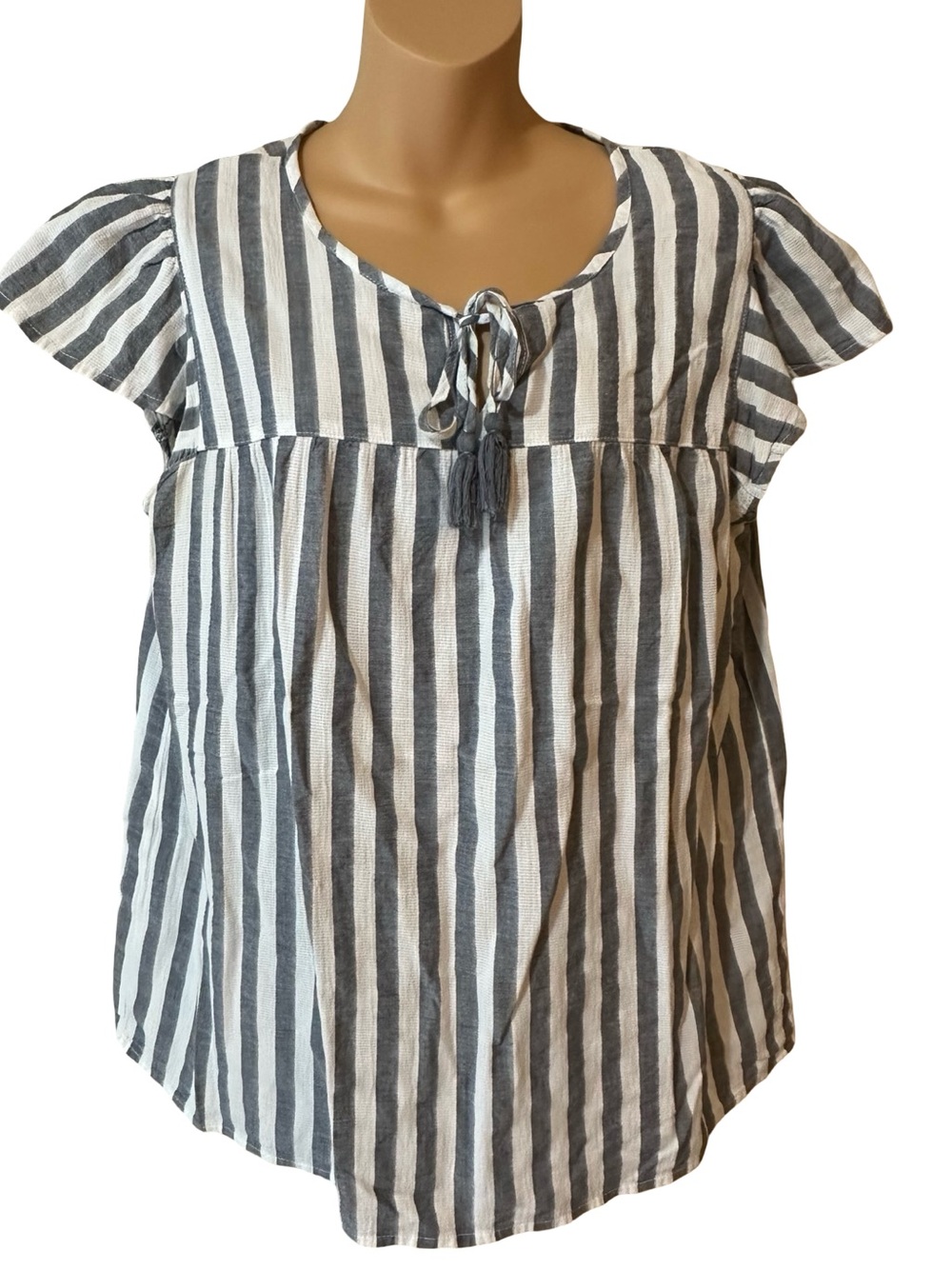 St. John's Bay Gray and White Striped Tie-Neck Flutter Sleeve Tassel Top L